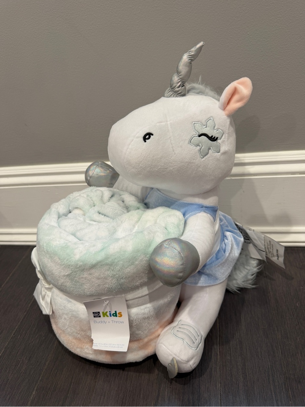 NWT The Big One Kids Plush Ice Skating Large Unicorn Buddy with Pastel Throw